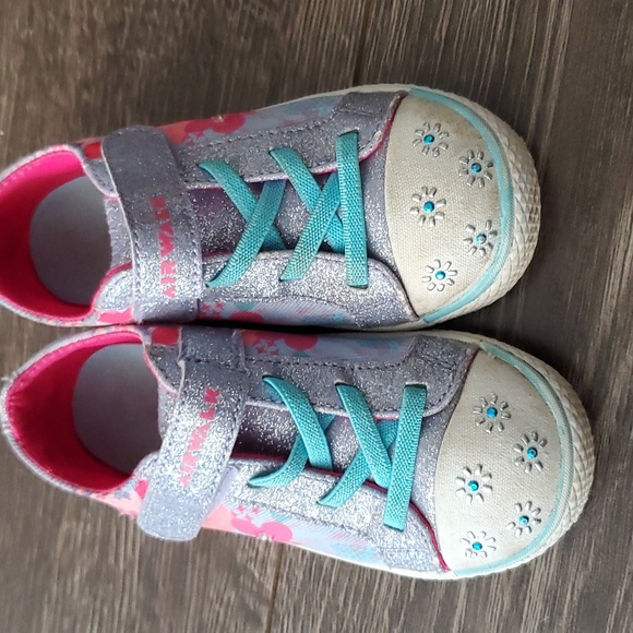 Airwalk LIGHT UP Toddler shoes - Size 8 Non marking Sneakers - Picture 4 of 6